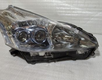 TOYOTA Prius V 2011-2014 - 3