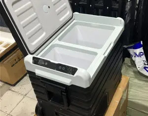 ავტომობილის მაცივარი 12V/24V 220 V - 6