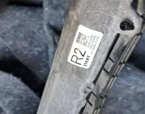 TOYOTA RAV 4 2020-2025 - 2