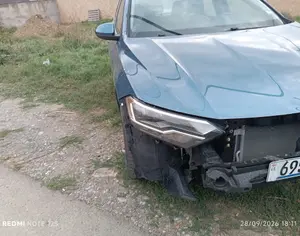 VOLKSWAGEN Jetta 2018-2022 - 2