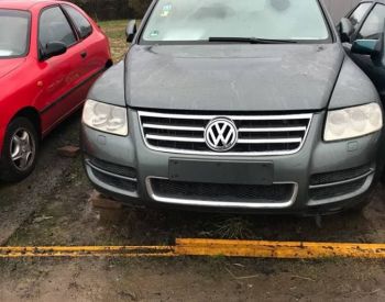 VOLKSWAGEN Touareg 2005 5.0 - 6