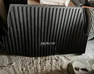 TOYOTA RAV 4 2019-2025