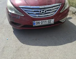 HYUNDAI Sonata 2010-2011 - 9