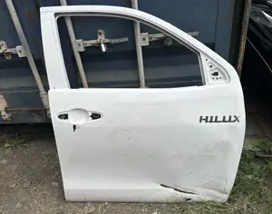 TOYOTA Hilux 2016-2026 - 1