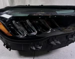 MERCEDES-BENZ GLA 250 2024-2026