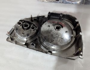 NISSAN GT-R 2001-2004 - 8