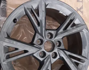 R18 AUDI Q3 2014-2026 - 9
