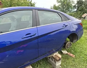 HYUNDAI Elantra 2021-2026