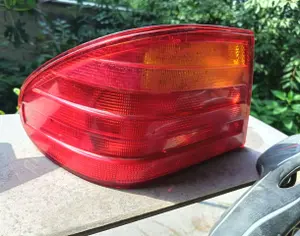 MERCEDES-BENZ E 300 1995-2002