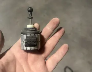 VOLKSWAGEN ID.4 2021-2023 - 12