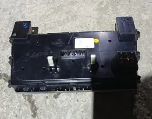 HYUNDAI Elantra 2016-2018 - 2