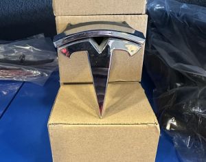 TESLA Model S 2015-2023