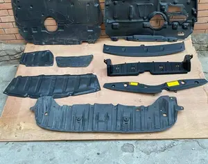 TOYOTA Prius C 2004-2024 - 1