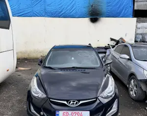 HYUNDAI Elantra 2015 1.8