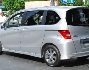 HONDA Freed 2008-2016 - 2