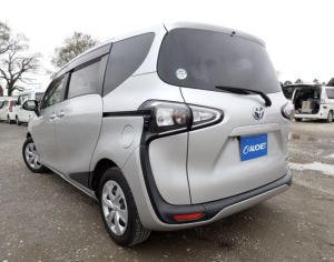 TOYOTA Sienta 2017 1.5 - 2