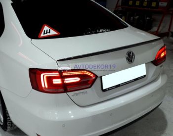 VOLKSWAGEN Jetta 2010-2019