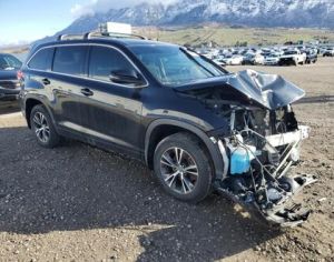 TOYOTA Highlander 2017 3.5 - 10