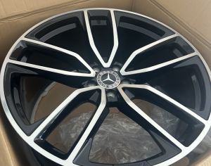 R23 MERCEDES-BENZ GL 63 AMG 2010-2024 - 1