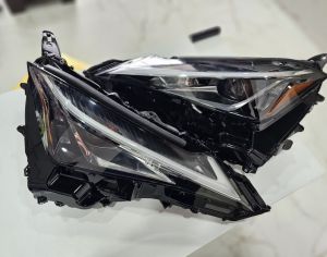 LEXUS UX250h 2018-2026