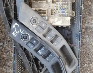 HYUNDAI Elantra 2011-2015 - 4