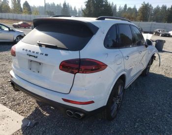 PORSCHE Cayenne 2016 3.6 - 12