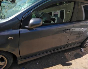 NISSAN Note 2005-2009