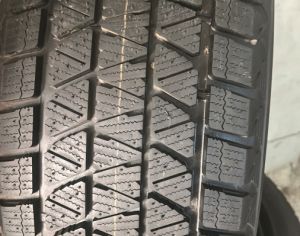R22 285/45 Winter - 1
