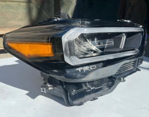 TOYOTA Tacoma 2020-2023 - 2