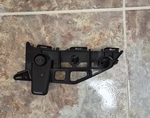 TOYOTA Prius V 2015-2018 - 8