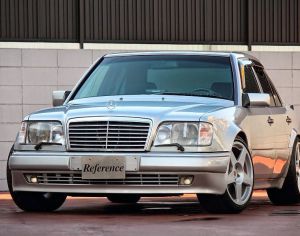 R18 MERCEDES-BENZ E 500 1982-2020 - 2