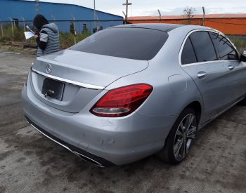 MERCEDES-BENZ C 300 2016 2.0 - 3