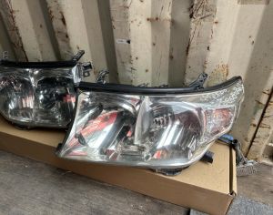 TOYOTA Land Cruiser 2008-2013 - 3