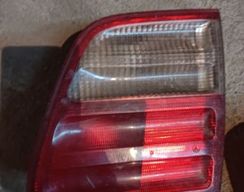 MERCEDES-BENZ E 220 1995-2003 - 3