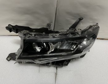TOYOTA Land Cruiser Prado 2018-2022 - 3