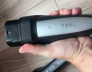 TESLA Model 3 2015-2026