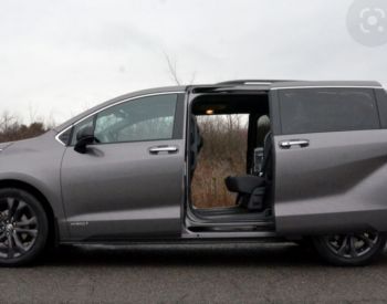 TOYOTA Sienna 2021-2022 - 2
