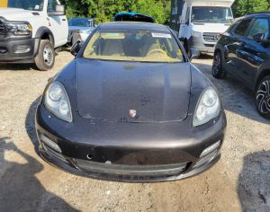 PORSCHE Panamera 2011 3.0