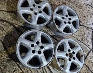 R16