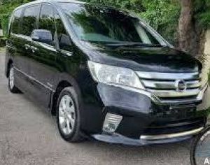 NISSAN Serena 2013 2.0 - 1