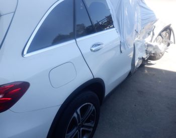 MERCEDES-BENZ GLC 300 2017 2.0 - 6