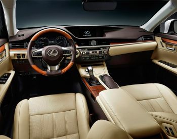 LEXUS ES 300 2015 2.5 - 3