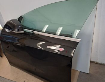 TESLA Model 3 2017-2023