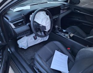 TOYOTA Camry 2025 2.5 - 8