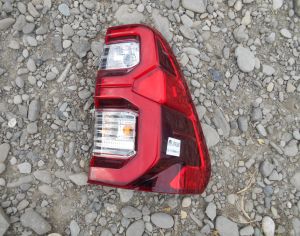 TOYOTA Hilux 2021