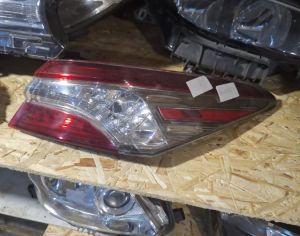 TOYOTA Camry 2018-2024 - 1