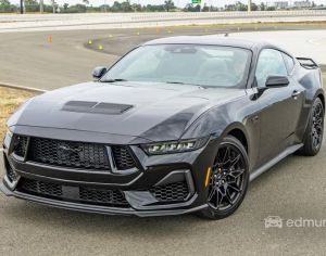 FORD Mustang 2020-2026
