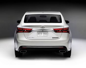 TOYOTA Avalon 2015 2.5 - 2