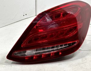MERCEDES-BENZ C 300 2015-2018