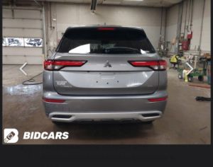 MITSUBISHI Outlander 2022 2.5 - 7